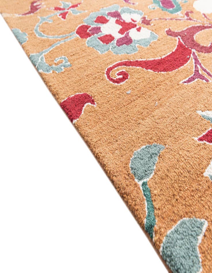 Detail image of  5' 1 x 8' 1 Luna Rug