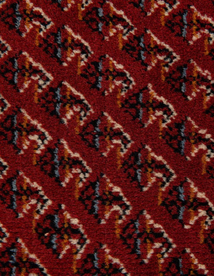 Detail image of  7' 11 x 10' 8  Hand Knotted Mir Wool Rug