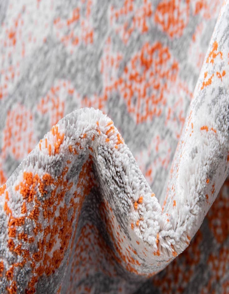 Detail image of  7' x 10' Modern Classical Rug