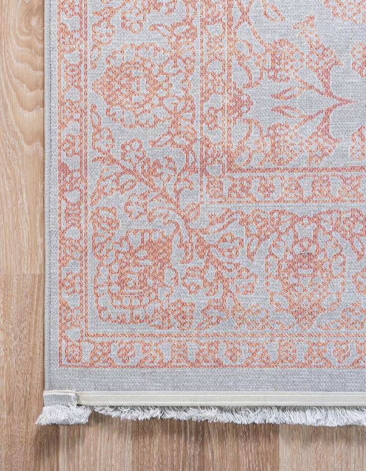Detail image of  7' x 10' Modern Classical Rug