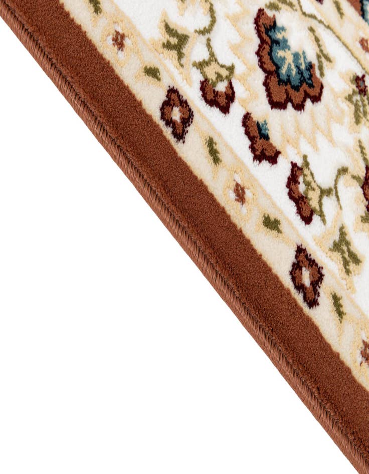 Detail image of  5' x 7' 7 Nain Design Rug