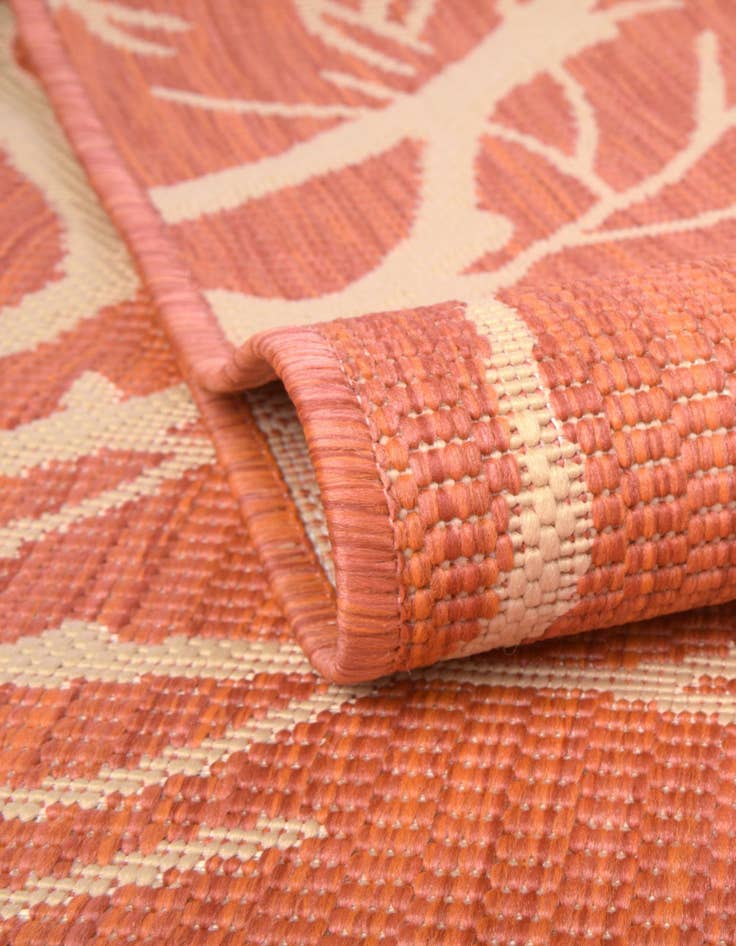 Detail image of  7' x 10'  Washable Botanical Indoor / Outdoor Rug