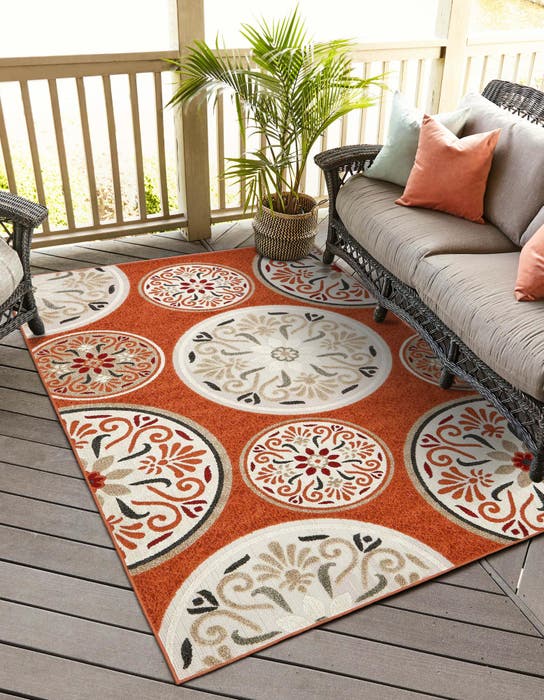 Multicolor 5' 3 x 8' Modern Indoor / Outdoor Rug | Rugs.com