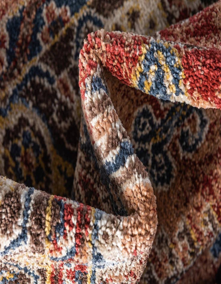 Detail image of  5' 3 x 5' 3 Eden Round Rug