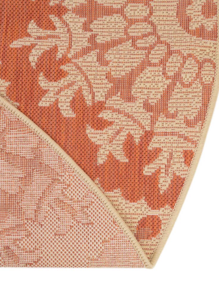 Detail image of 6' x 6' Washable Botanical Indoor / Outdoor Round Rug