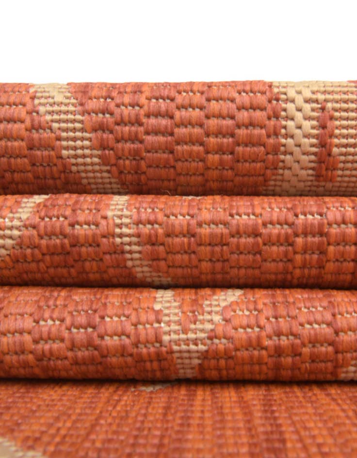 Detail image of  6' x 6'  Washable Botanical Indoor / Outdoor Round Rug