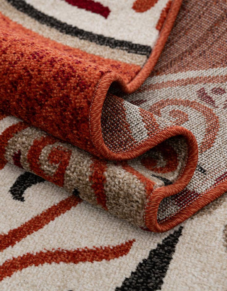 Detail image of  6' 1 x 6' 1  Washable Modern Indoor / Outdoor Round Rug