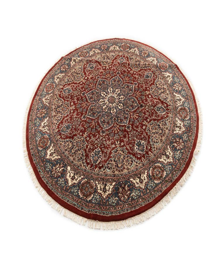 Detail image of  9' x 9'  Hand Knotted Shiraz Oriental Wool Round Rug