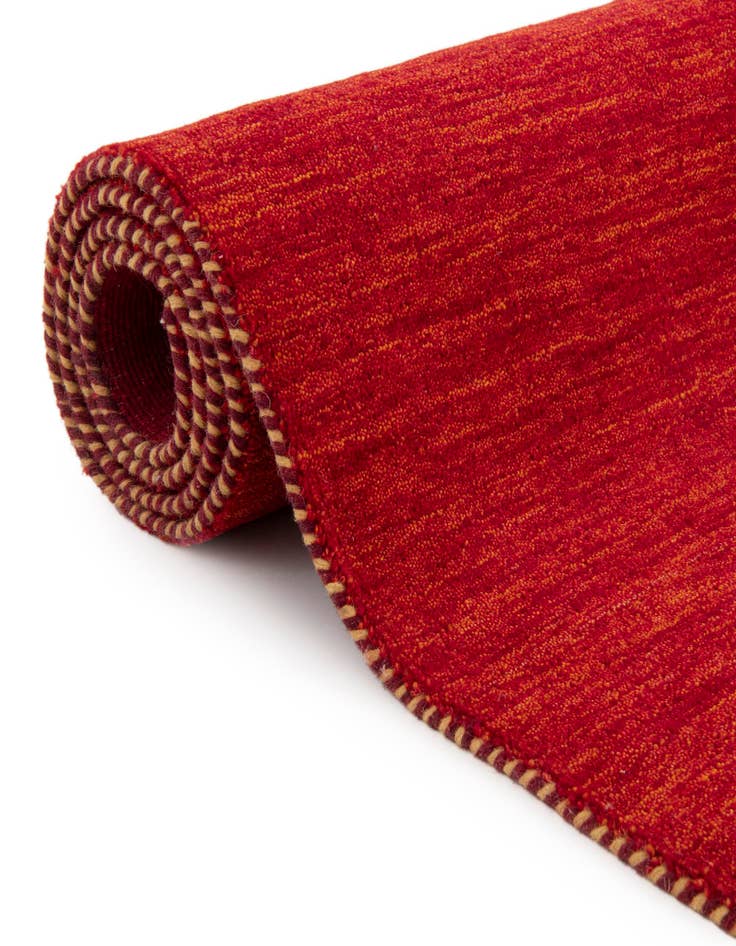 Detail image of 2' 4 x 2' 4 Solid Gabbeh Wool Round Rug