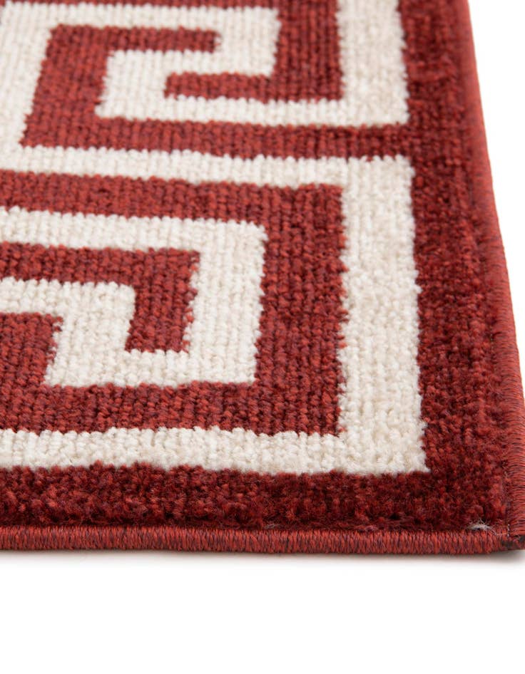 Detail image of  2' 7 x 10' Hera Runner Rug