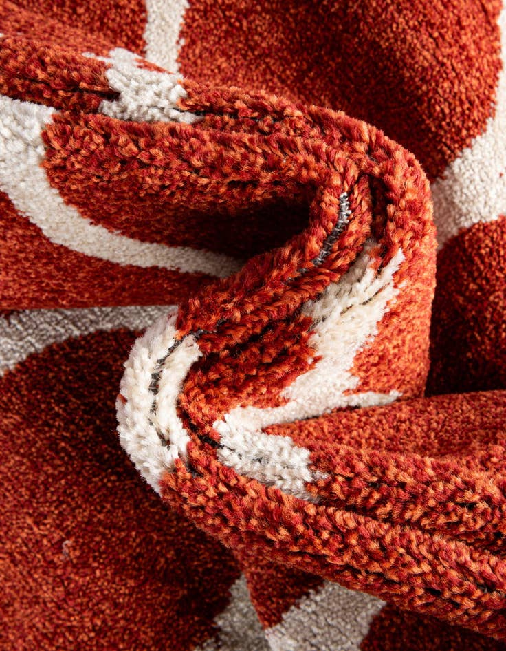 Detail image of  2' 7 x 8' Lattice Runner Rug