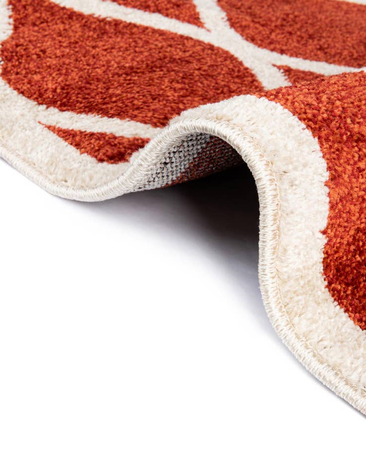 Detail image of  2' 7 x 8' Lattice Runner Rug