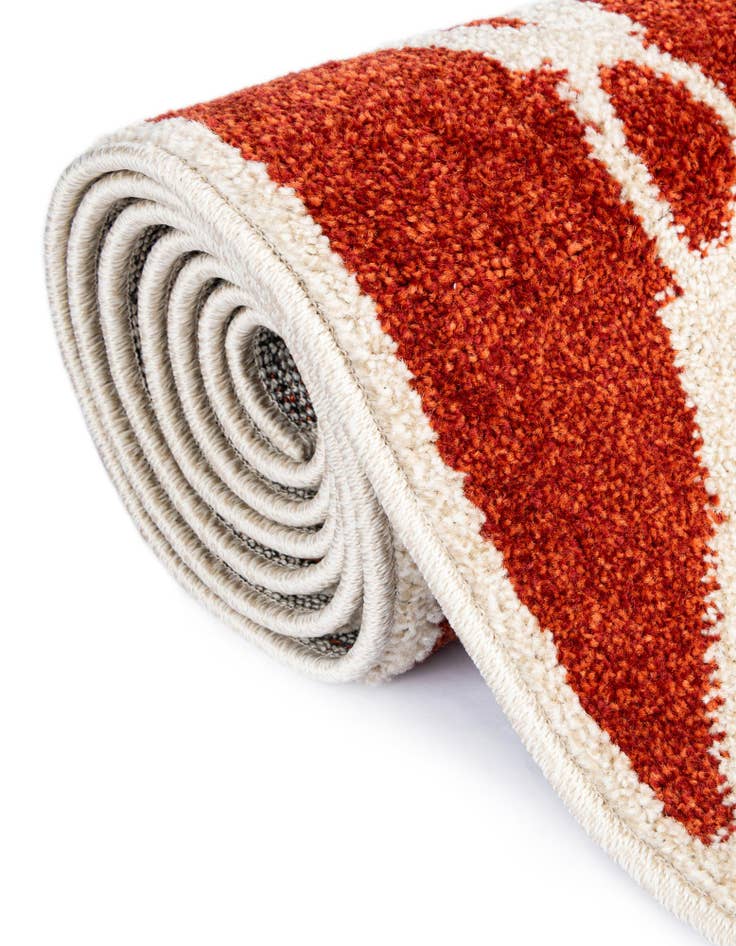 Detail image of  2' 7 x 8' Lattice Runner Rug