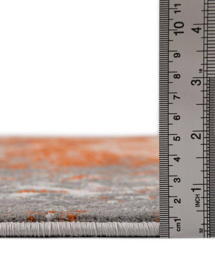 Detail image of  2' 7 x 10' Modern Classical Runner Rug