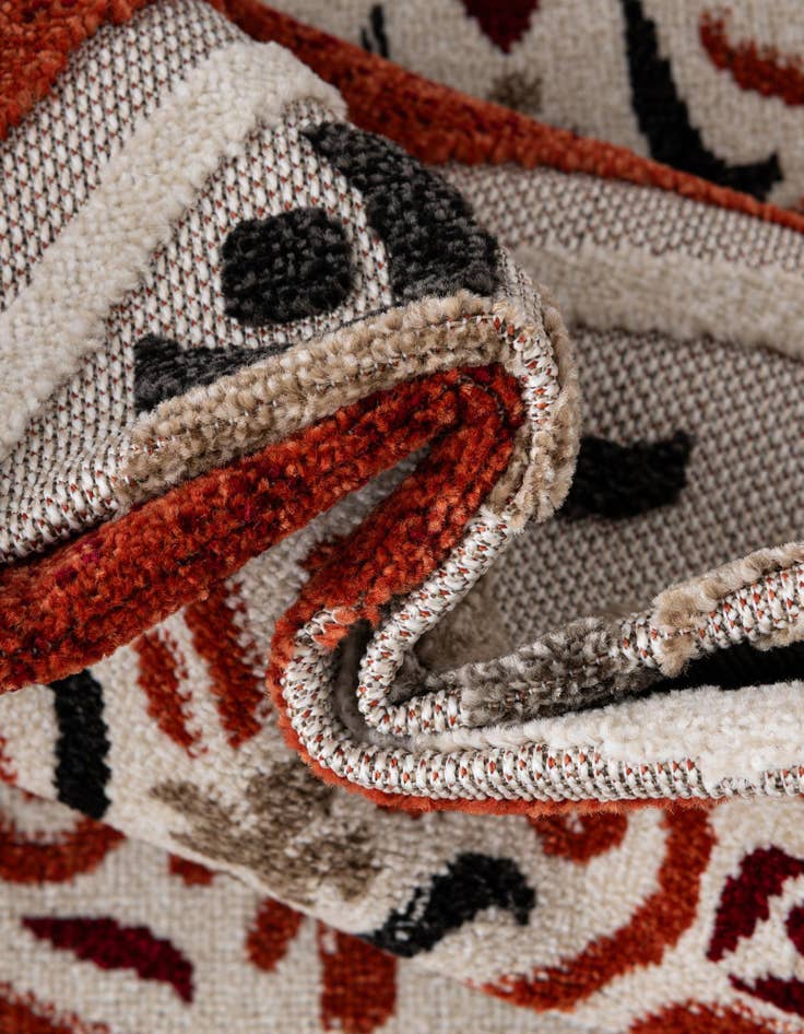 Detail image of  2' x 6'  Washable Modern Indoor / Outdoor Runner Rug