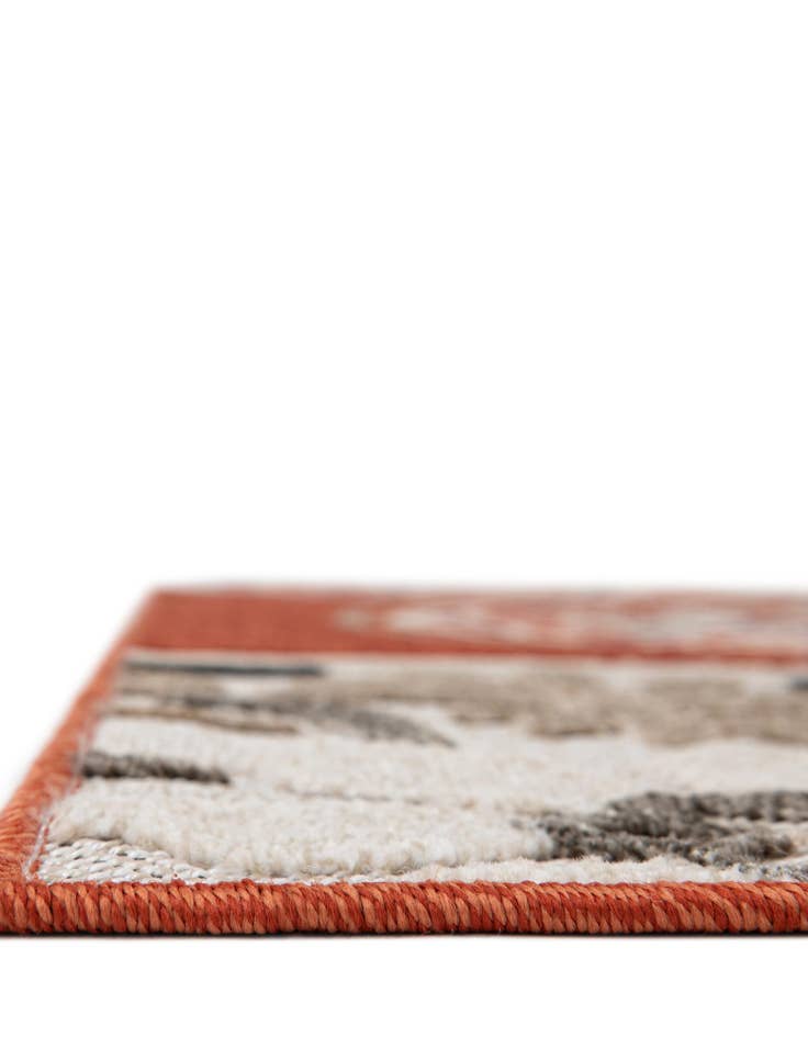 Detail image of  7' 10 x 7' 10  Washable Modern Indoor / Outdoor Square Rug