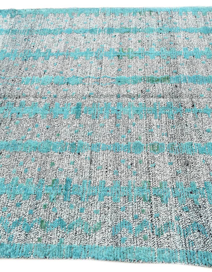 Detail image of  5' 2 x 7' 10  Hand Knotted Darya Wool Rug