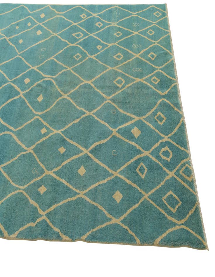 Detail image of  5' 8 x 8'  Hand Knotted Darya Wool Rug