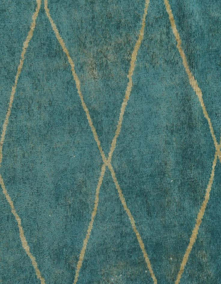Detail image of  5' 8 x 8'  Hand Knotted Darya Wool Rug