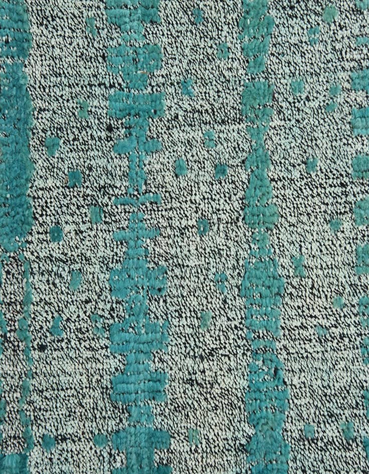 Detail image of  5' 4 x 7'  Hand Knotted Darya Wool Rug