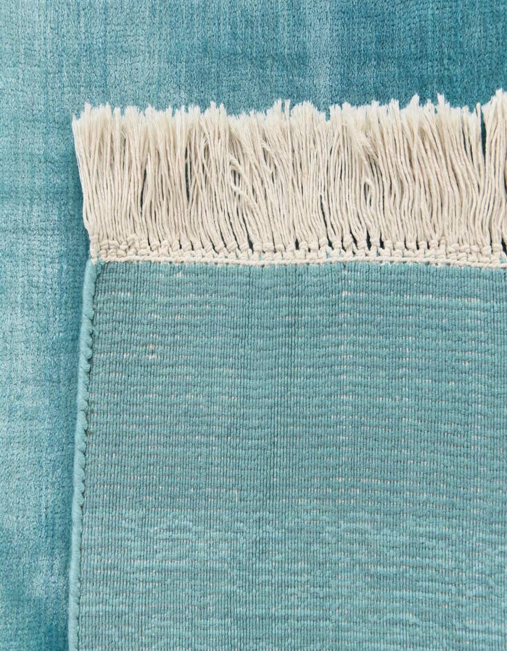 Detail image of  6' 7 x 9' 9  Hand Knotted Darya Wool Rug