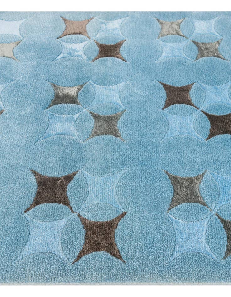 Detail image of  2' 10 x 4' 11  Hand Knotted Darya Wool Rug