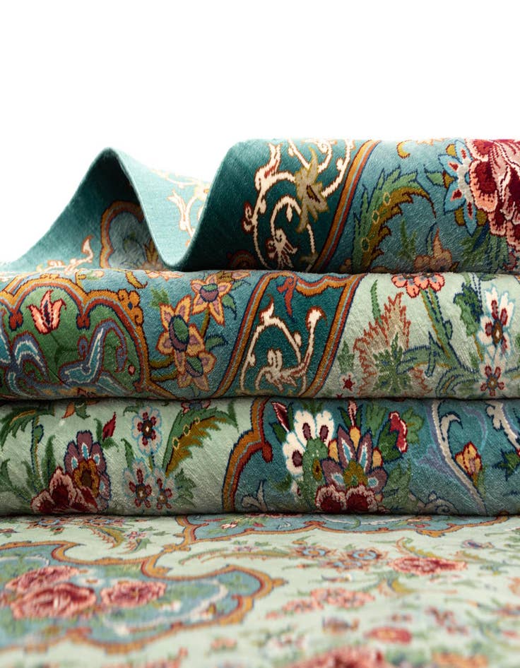 Detail image of  4' 1 x 6' 1 Ghom Silk Rug