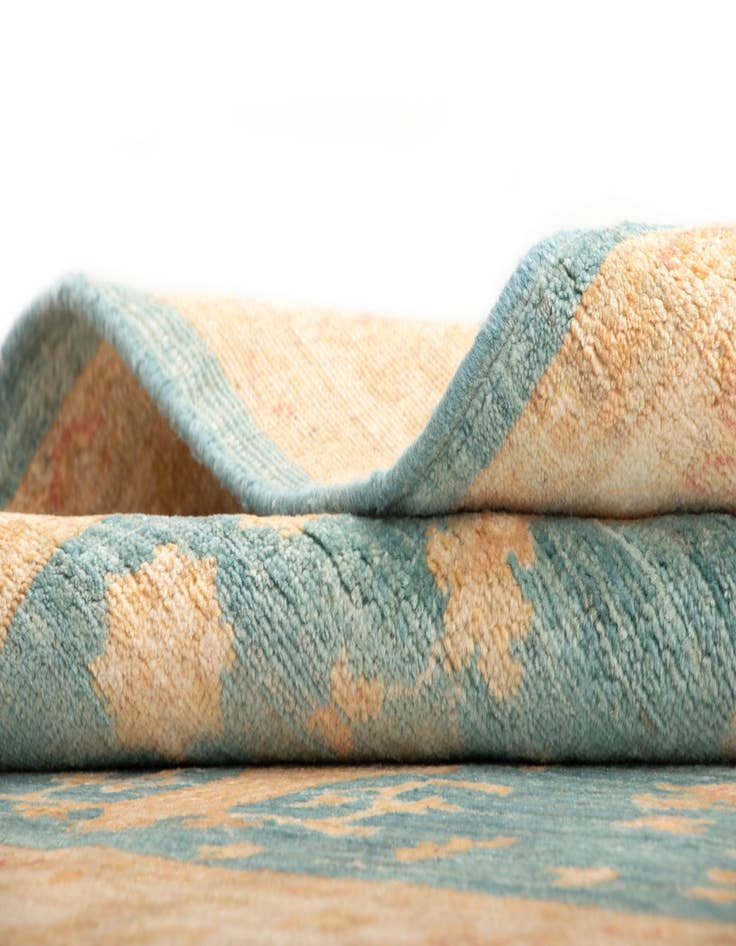 Detail image of  4' 11 x 6' 6 Kaizar Wool Rug