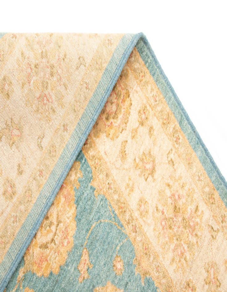 Detail image of  4' 11 x 6' 7 Kaizar Wool Rug