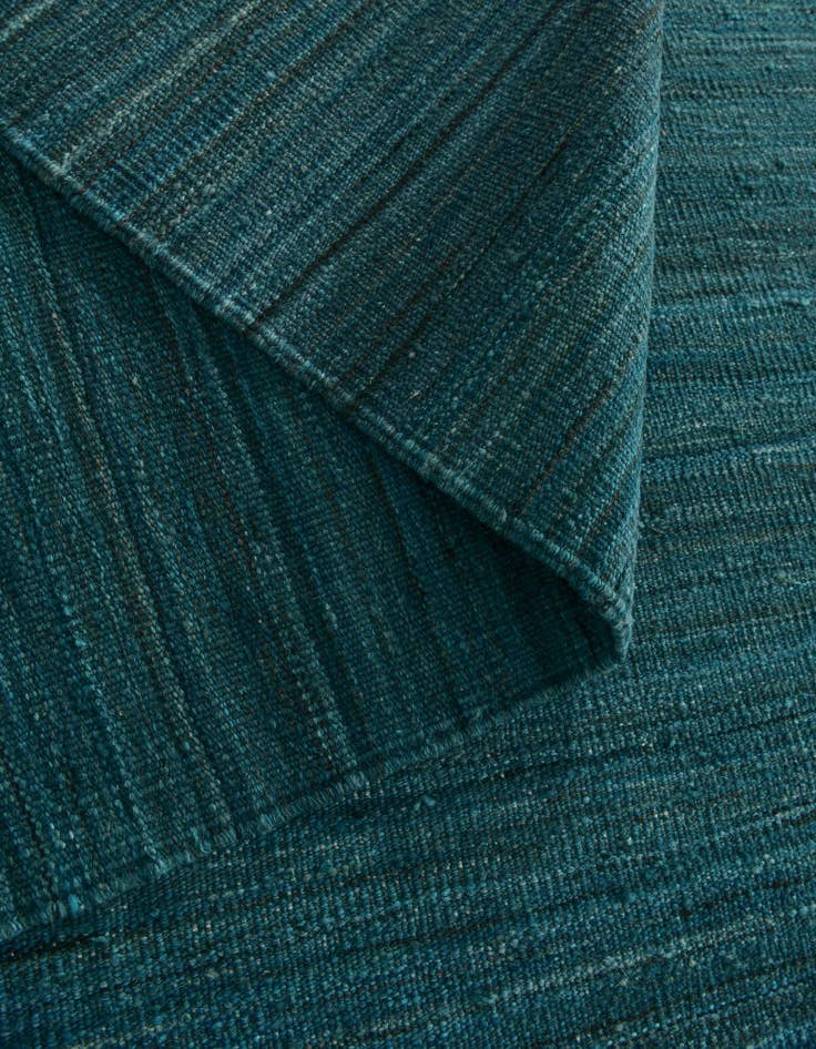 Detail image of  6' 10 x 9' 7  Hand Woven Kilim Modern Wool Rug