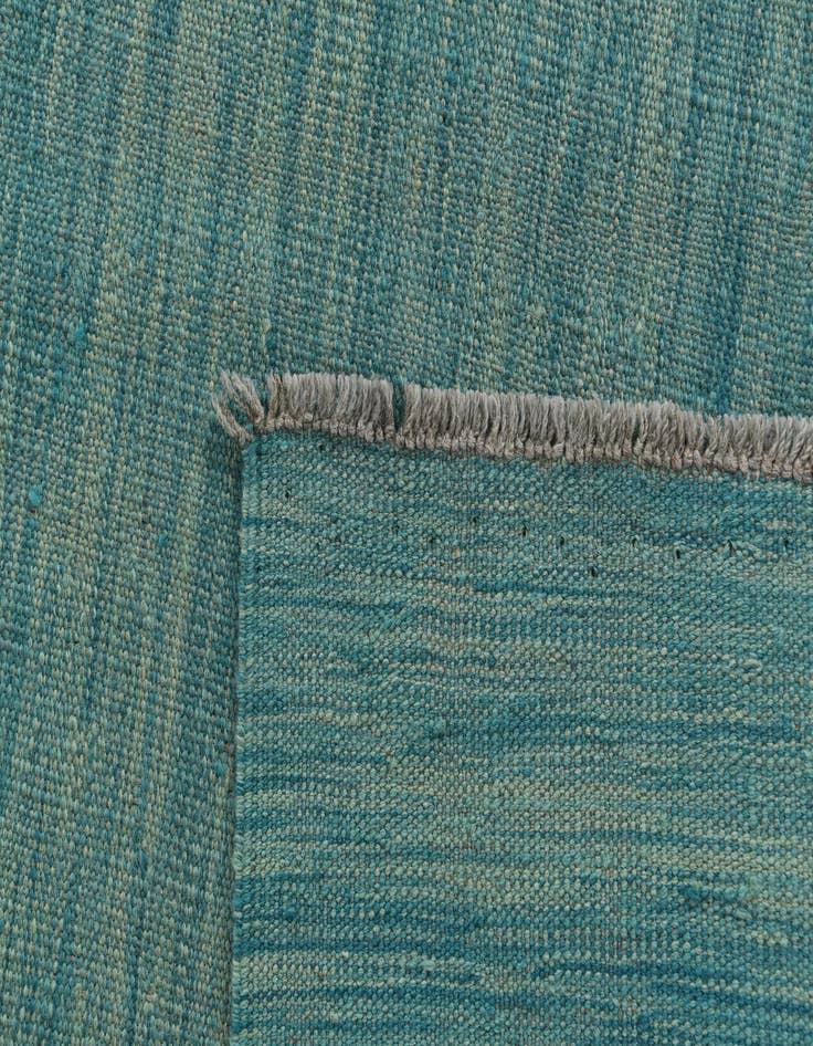 Detail image of  5' 5 x 8'  Hand Woven Kilim Modern Wool Rug