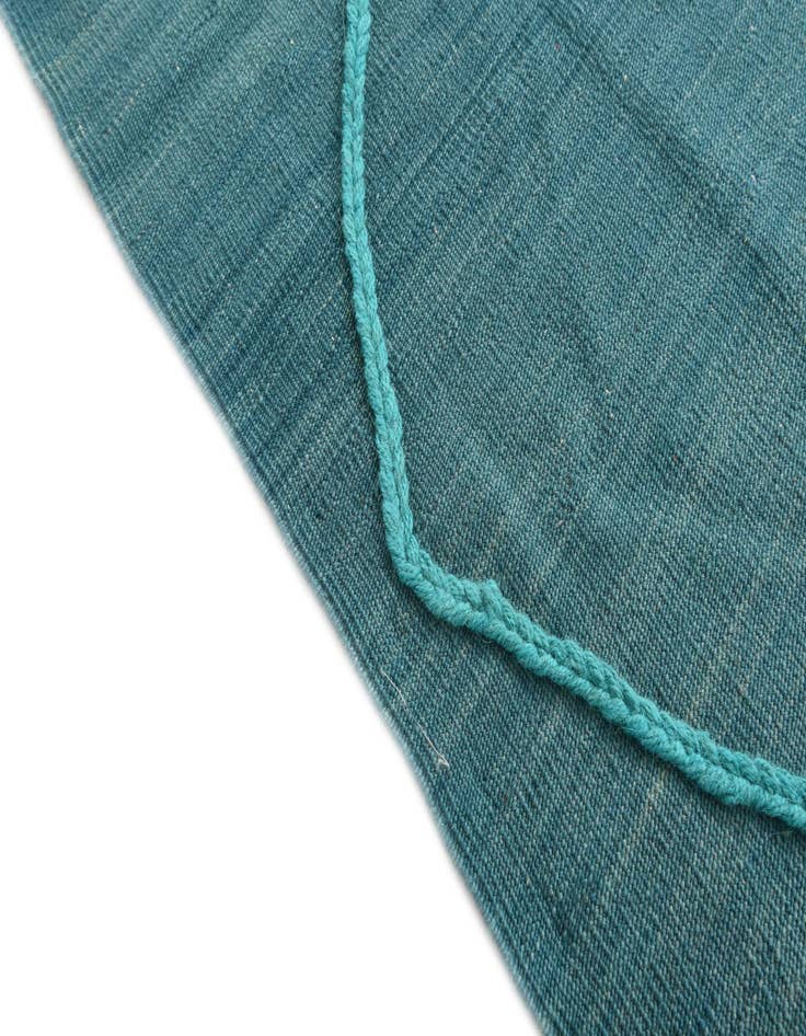 Detail image of  7' x 9' 7  Hand Woven Kilim Modern Wool Rug