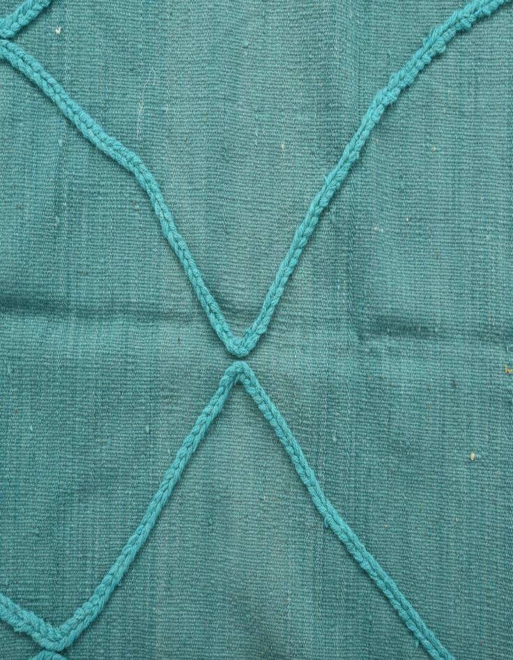 Detail image of  4' 2 x 5' 9  Hand Woven Kilim Modern Wool Rug