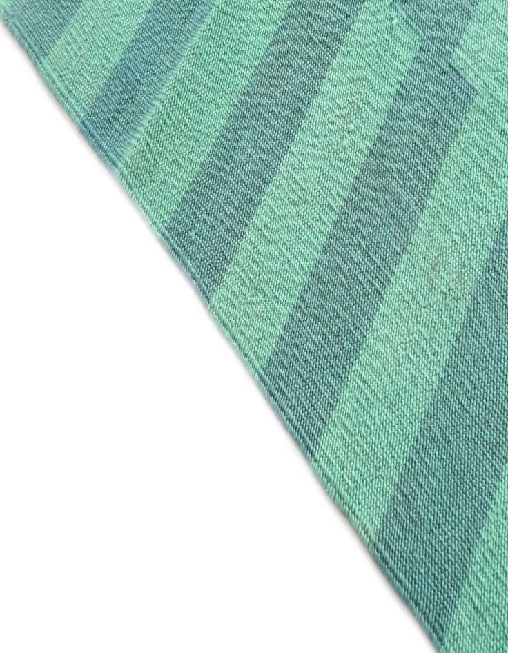 Detail image of  5' 7 x 7' 6  Hand Woven Kilim Modern Wool Rug