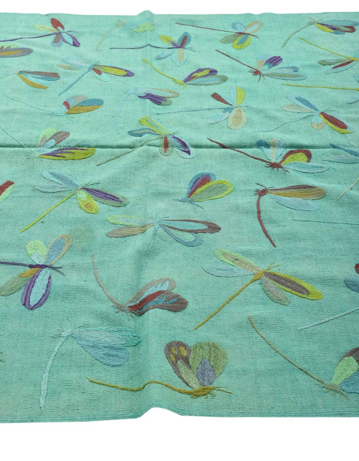 Detail image of  6' 5 x 9' 3  Hand Woven Kilim Suzani Wool Rug