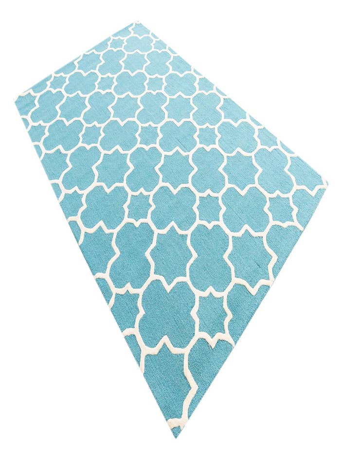 Detail image of  5' x 7' 10 Luna Rug