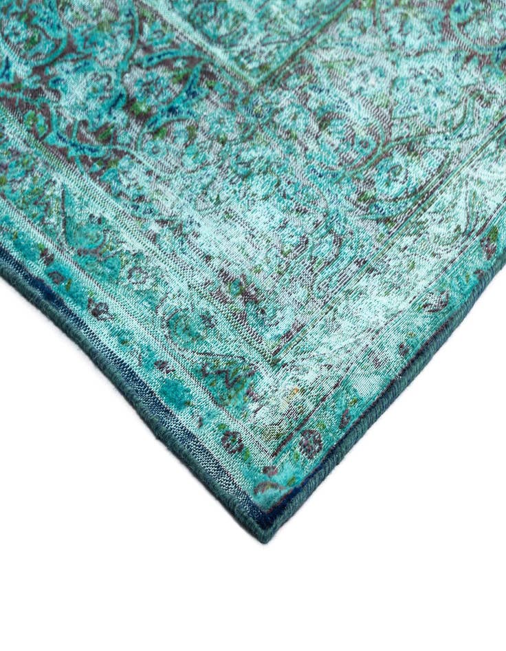 Detail image of  9' 9 x 13' Vintage Royal Wool Rug