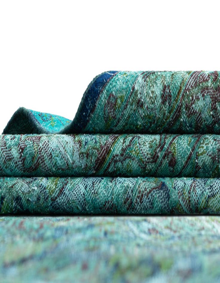 Detail image of  9' 9 x 13' Vintage Royal Wool Rug