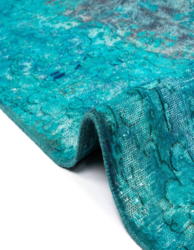 Detail image of  9' 5 x 12' 3 Vintage Royal Wool Rug