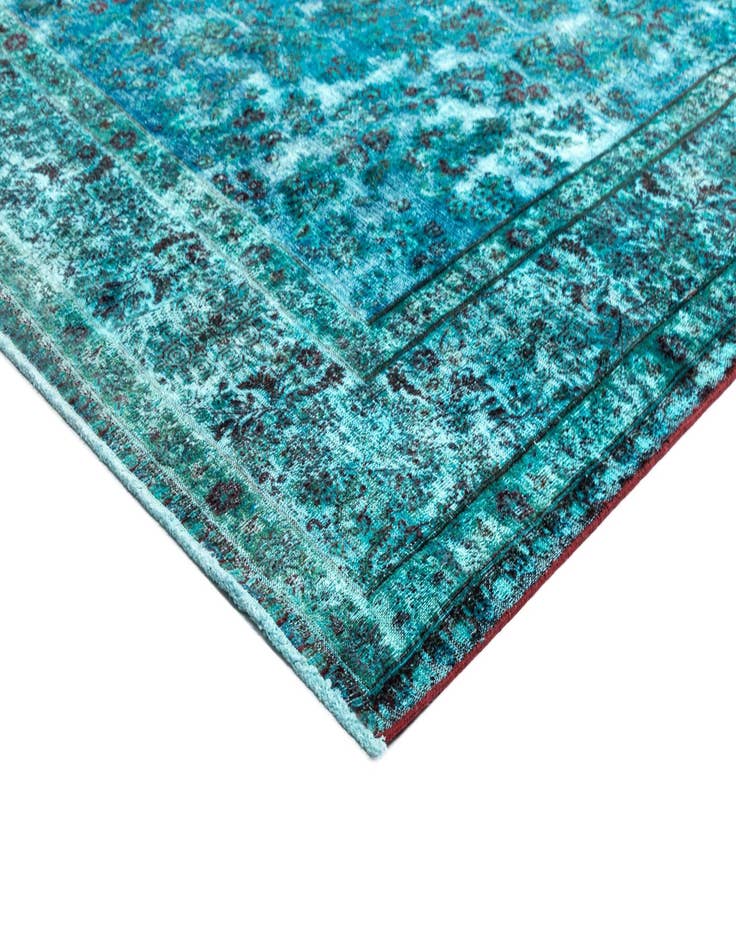 Detail image of  9' 11 x 12' 11 Vintage Royal Wool Rug