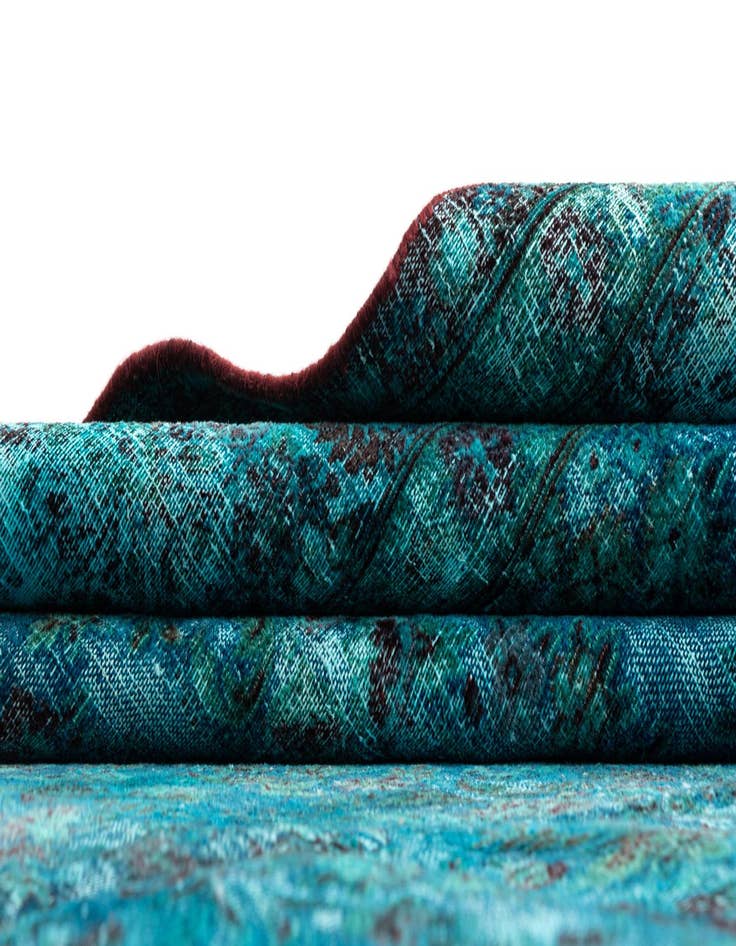 Detail image of  9' 11 x 12' 11 Vintage Royal Wool Rug