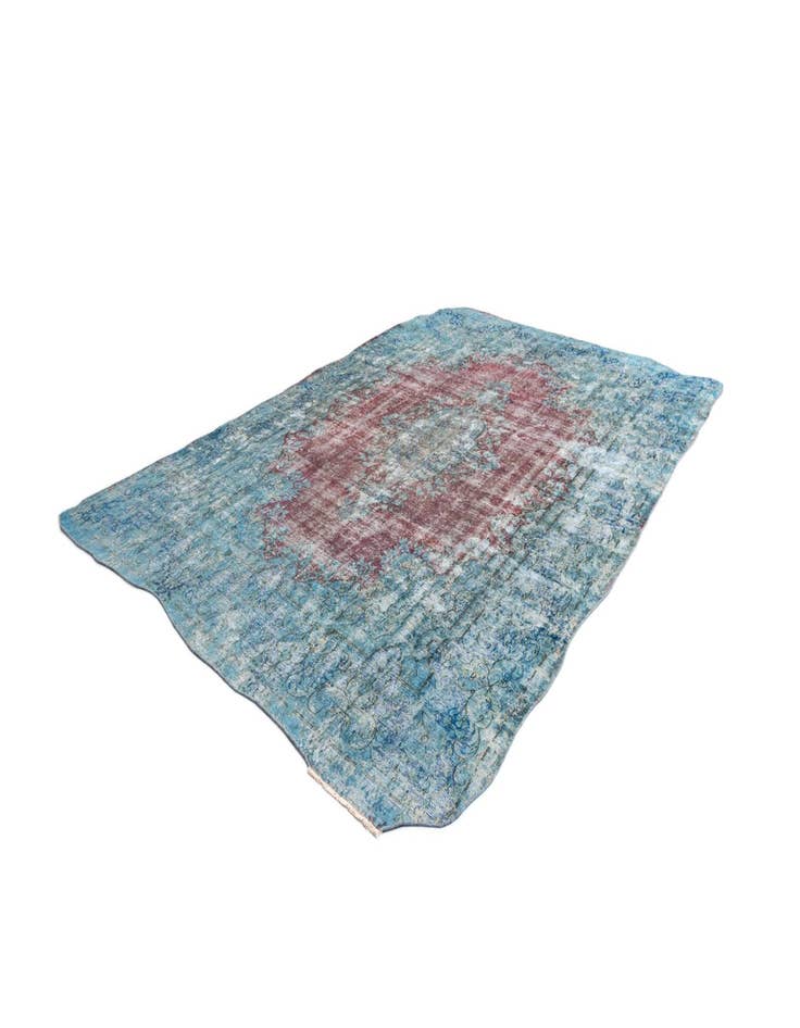 Detail image of  9' 6 x 13' Vintage Royal Wool Rug