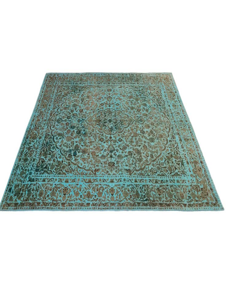 Detail image of  9' 6 x 12' 10 Vintage Royal Wool Rug