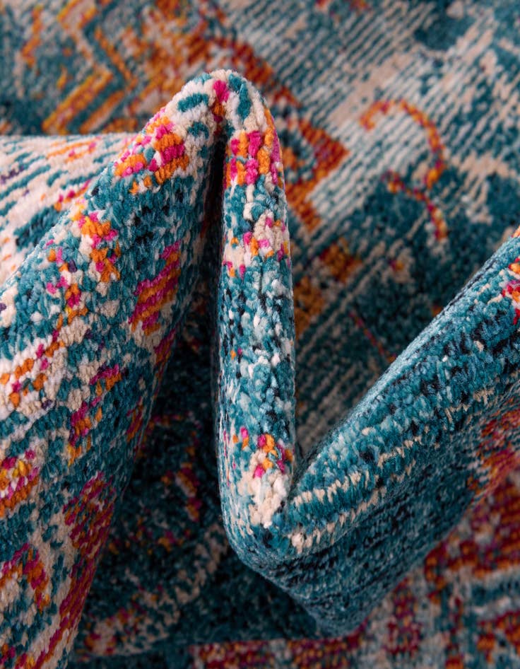 Detail image of  4' x 4' Amulet Round Rug