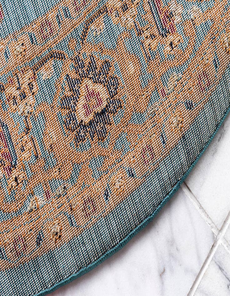 Detail image of  4' 5 x 4' 5 Charlestown Round Rug