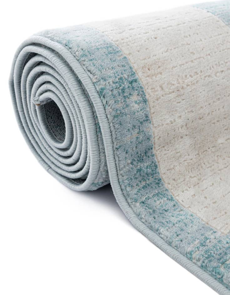 Detail image of Jill Zarin 5' 3 x 5' 3 Uptown Yorkville Round Rug