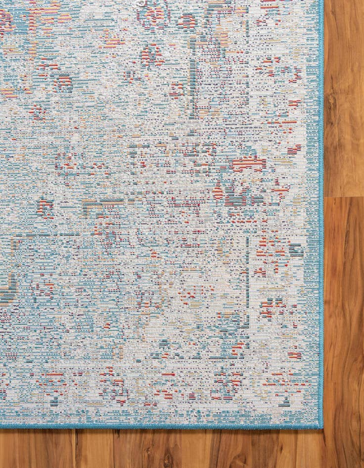 Detail image of  2' 2 x 6' Amulet Runner Rug