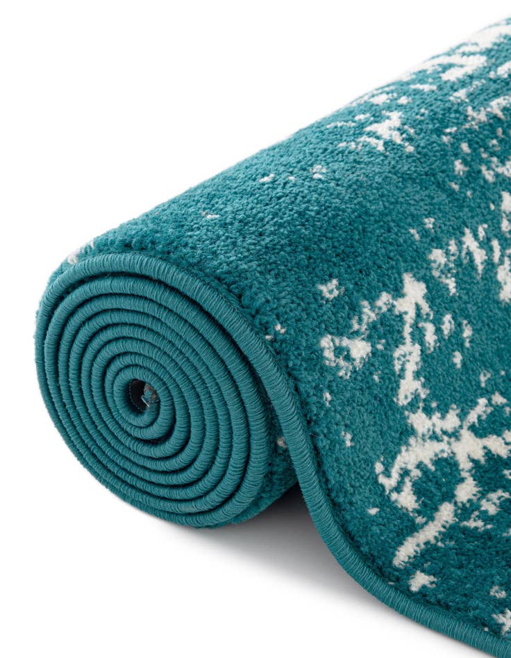 Detail image of  2' 7 x 12' Arlington Runner Rug