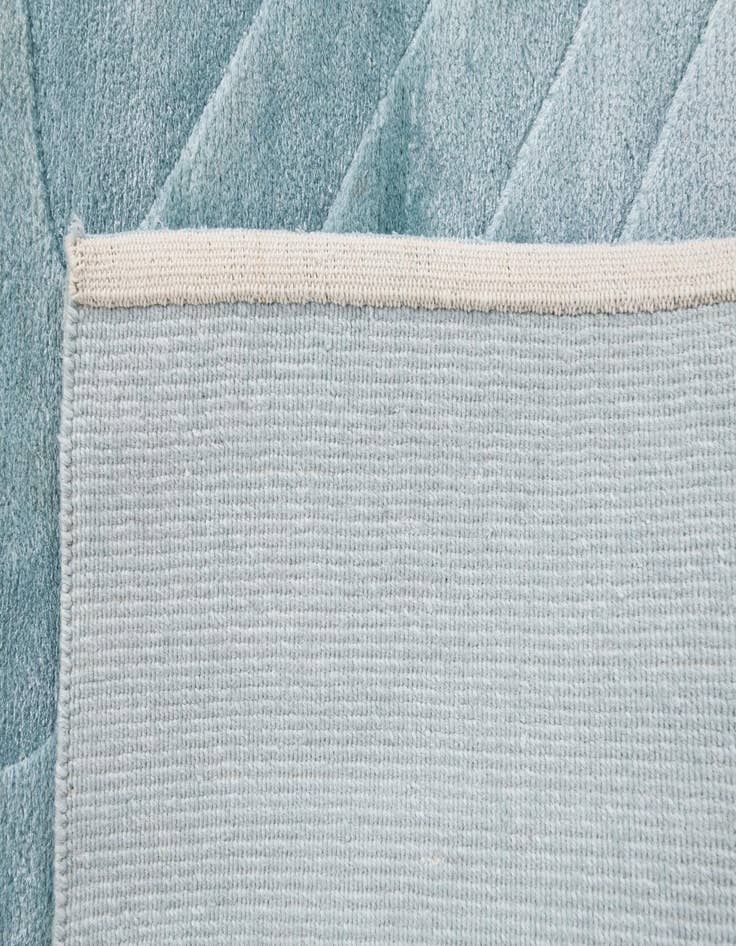 Detail image of  2' 7 x 9' 10  Hand Knotted Darya Wool Runner Rug