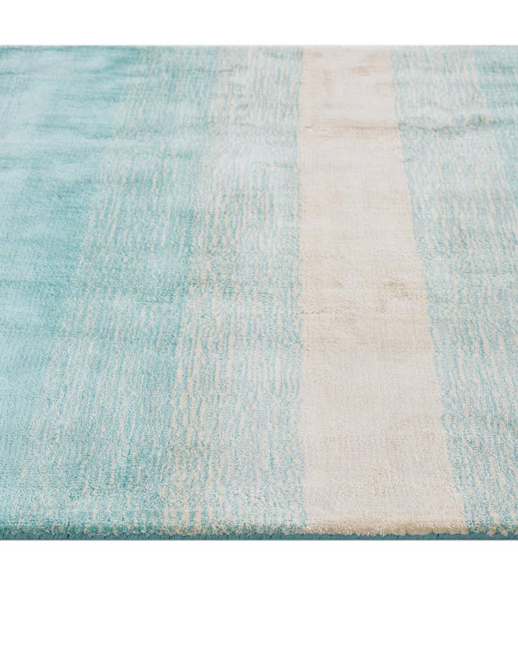 Detail image of  2' 6 x 9' 8  Hand Knotted Darya Wool Runner Rug